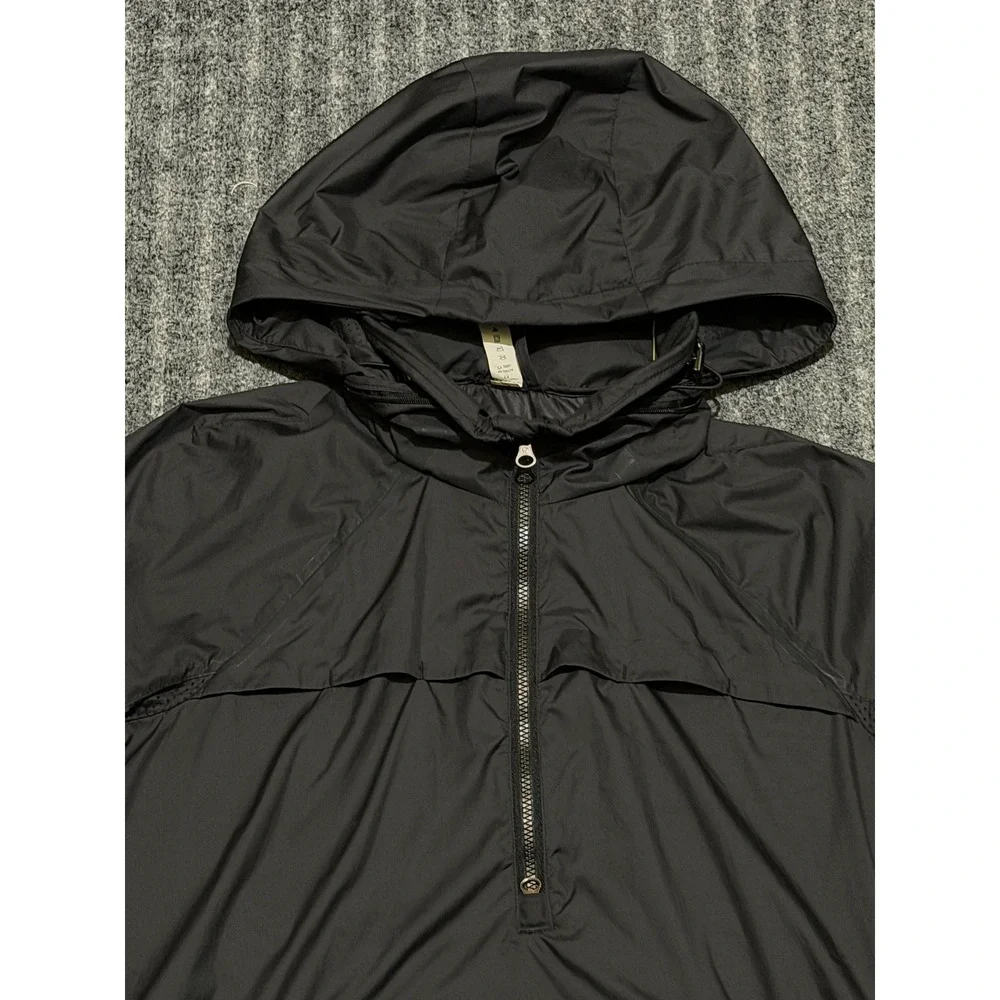 Lululemon Black Half Zip Hooded Windbreaker Jacket Mesh Vented Womens‎ Size 6